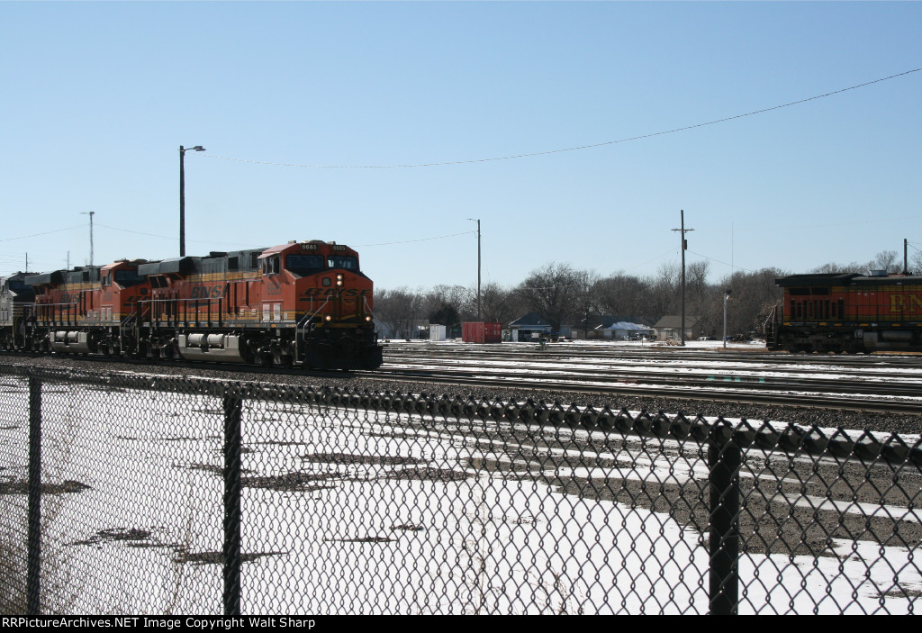 BNSF 6685